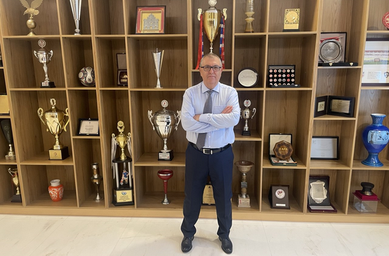 Alcanzar a Uzbekistán